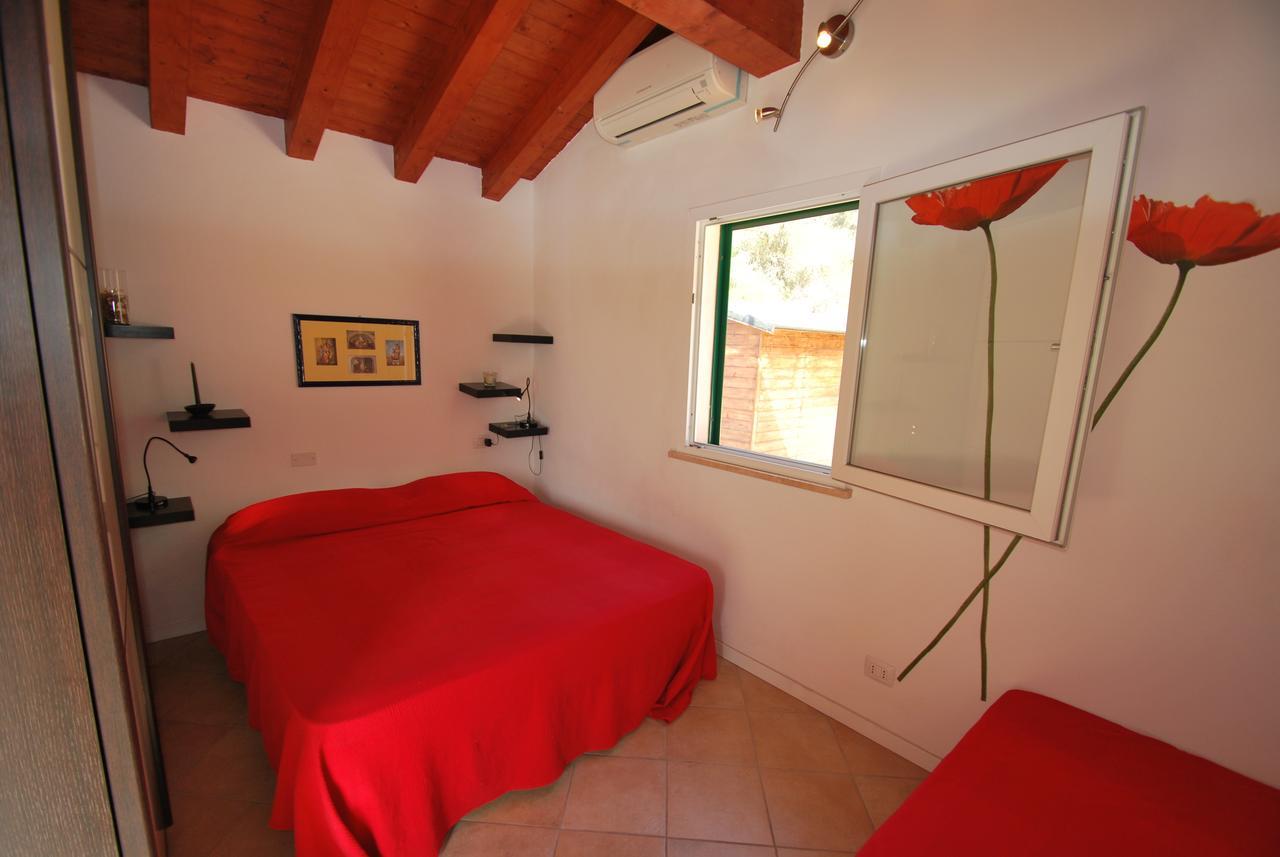 Villetta Ciclamino Casa Alzi Extérieur photo